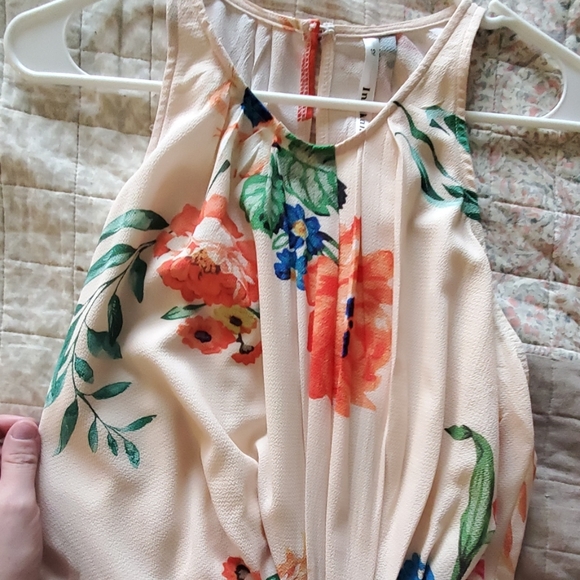 cream/light orange floral halter dress - Picture 3 of 4